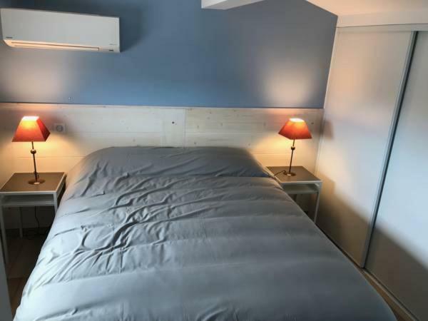 Appartement En Bord De Mer Сен Мари де ла Мер Екстериор снимка